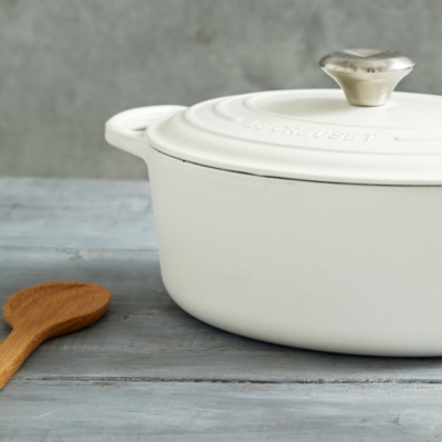 Le Creuset Oval Casserole Dish 27cm Le Creuset Collection The