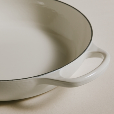 Le Creuset Shallow Casserole Dish – 30cm