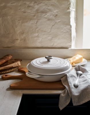 Le Creuset Shallow Casserole Dish – 30cm