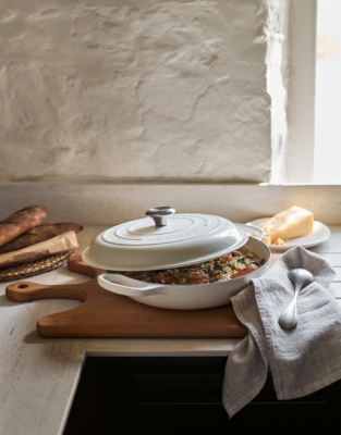 Le Creuset Shallow Casserole Dish – 30cm