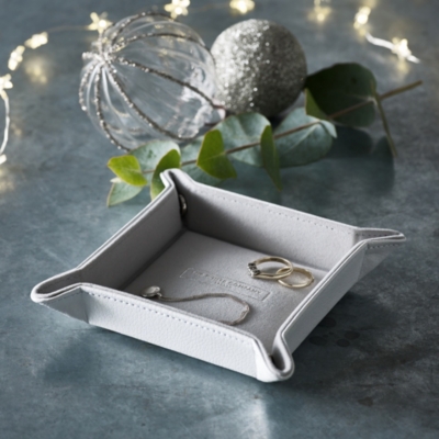 Leather Bedside Trinket Tray Decorative Accessories The White