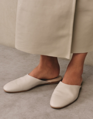 Leather Flat Mule Shoe