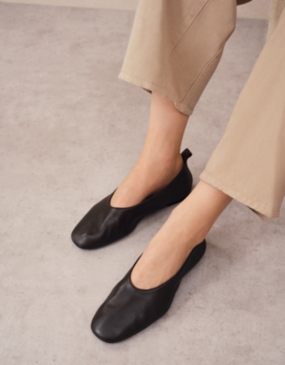 Leather High Vamp Ballet Shoes - Chocolate