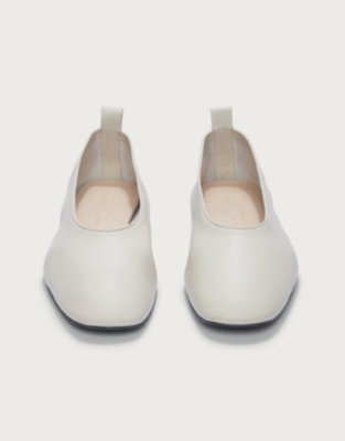 Leather High Vamp Ballet Shoes - Cream