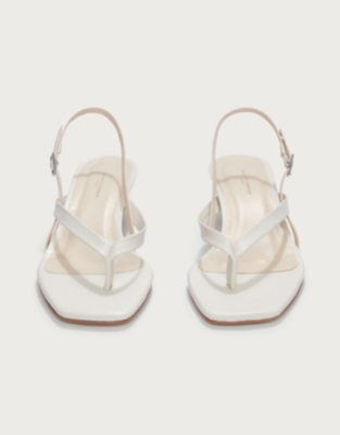 Leather Kitten Heel Toe Post Sandals - Cream