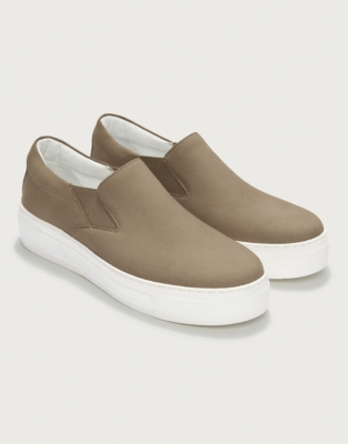 slip on flatforms