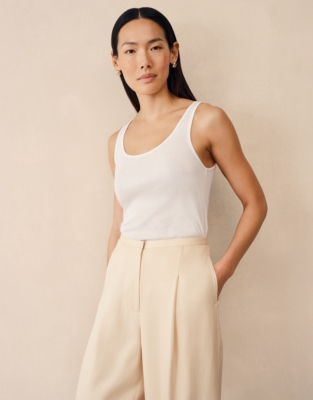 Lightweight Layering Vest With Cashmere