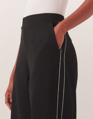 Lightweight Ponte Cropped Jersey Pants