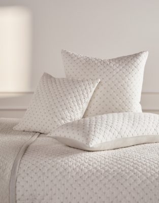 Lila Cushion
