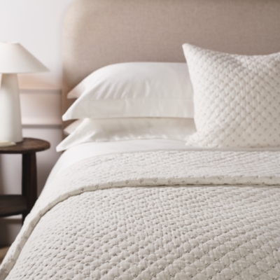 Lila Quilt & Cushion Collection