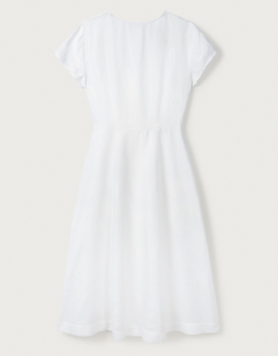 white company ladies dresses