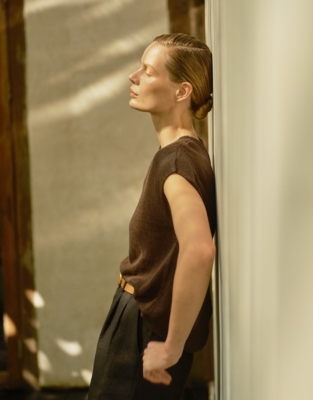 Linen Relaxed Knitted T-Shirt