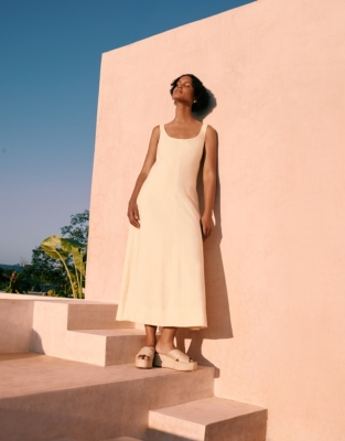 Linen Rich A-Line Midi Dress With Contrast Stitching