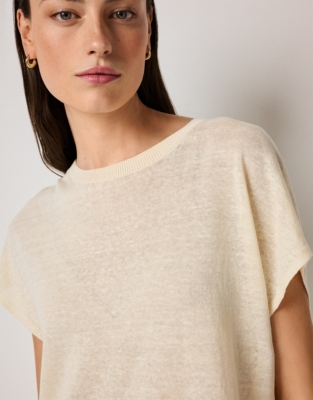 Linen Rich Curved Hem Knitted Tee