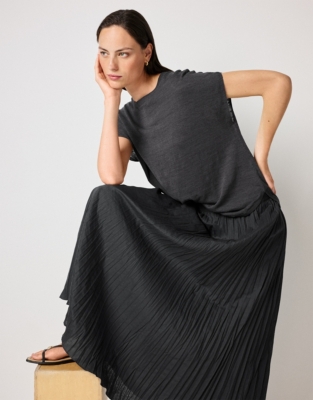 Linen Rich Curved Hem Knitted Tee - Storm Grey