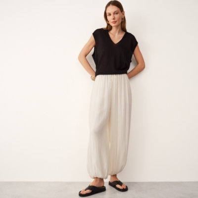 Linen Rich Deep V Extended Shoulder Tee