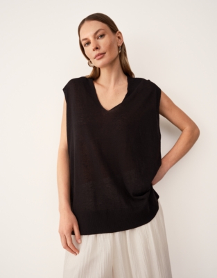 Linen Rich Deep V Extended Shoulder Tee