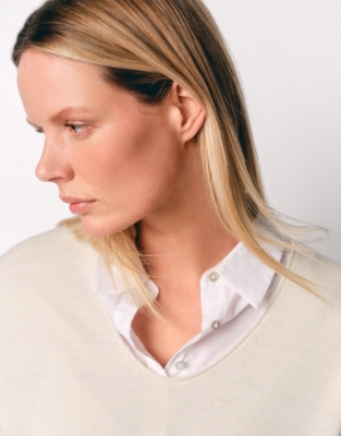 Linen Rich Oversized Voop Neck Jumper - Soft White