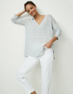 Linen-Rich V-Neck Jumper | Linen Clothing | The White Company UK