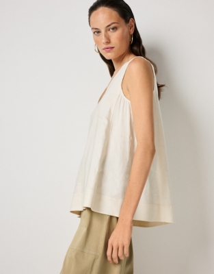 Linen Rich V-Neck Shell Top