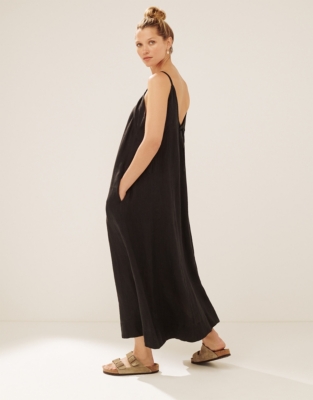 Linen Scoop Neck Maxi Dress