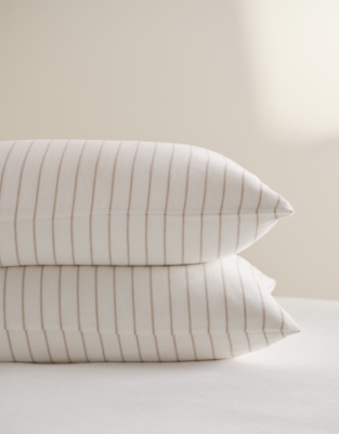 Logan Stripe Classic Pillowcase – Single