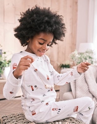 London Animals Print Pyjamas (112yrs) Baby & Children's Sale The
