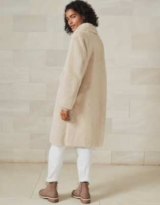 White company 2024 faux fur coat