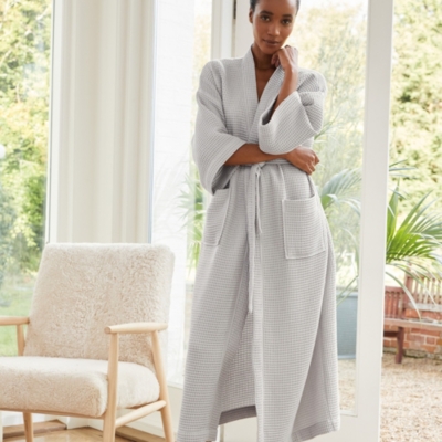 Luxurious 100% Cotton Women's Waffle Robe. Long, Lightweight White