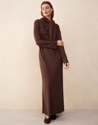 Long Sleeve Relaxed Maxi Dress With Scarf Accessory