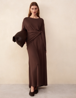 Long Sleeve Relaxed Maxi Dress With Scarf Accessory