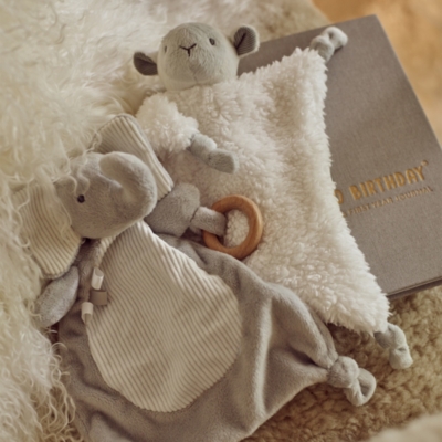 Lottie Lamb Flat Comforter