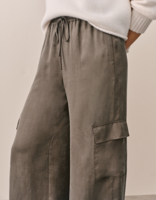 Luxe TENCEL™ Cargo Trousers