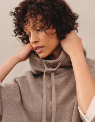 Luxury Cashmere Hoodie - Hot Chocolate