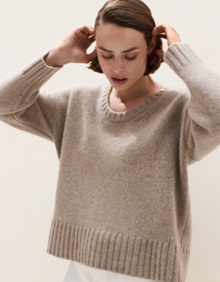 Luxury Cashmere Scoop Neck Jumper