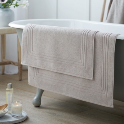 Buy Argos Home Rubber Bath Mat - White | Bath mats | Argos