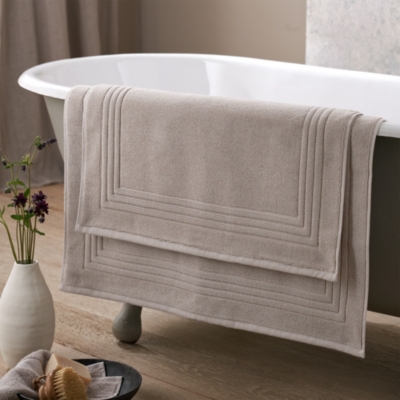 Stylish cotton bath mats. shop now online!