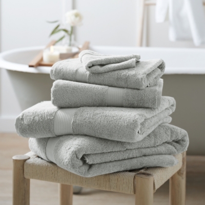 The White Company Pearl Grey Hydrocotton Super Jumbo Towel