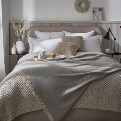 Woollen throws for beds sale