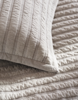 Lyle Cushion