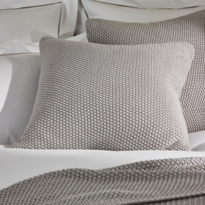 Lyra Cushion
