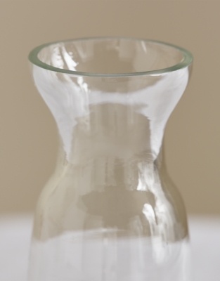 Maltby Bud Vase