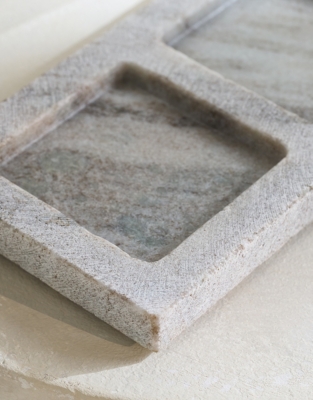Marble Square Bottle Holder