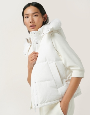 Matte Short Puffer Gilet