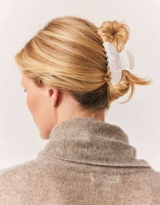 Medium Ivory Hair Clip