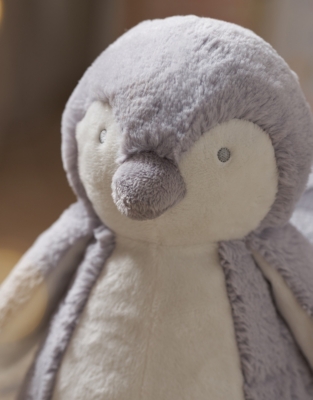 Medium Snowy Penguin