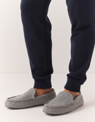 Men's Herringbone Moccasin Slippers 