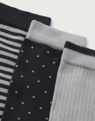 Men’s Socks – Set of 3