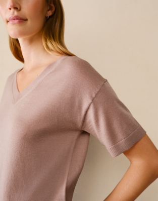 Merino V-Neck Knitted T-shirt