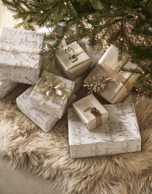 Merry Christmas Wrapping Paper – 10m